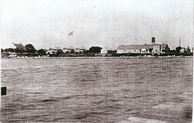 fort fremont from the water